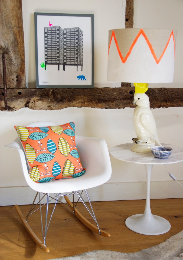 fallingleavesrockerlifestylevhighres2