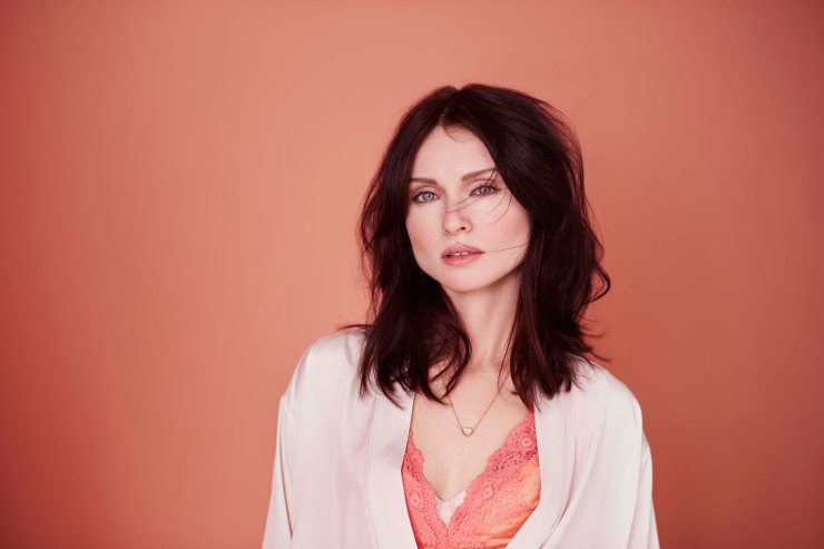 Sophie Ellis-Bexter announced as face of 'Copper Blush' for Dulu